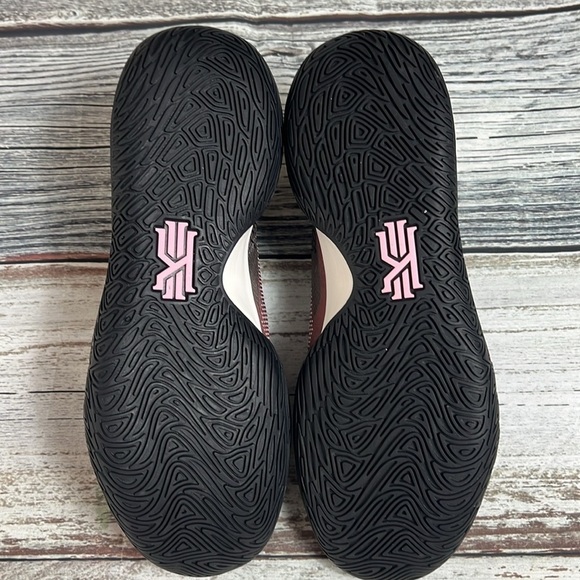 Nike Kyrie Flytrap 5 Moon Fossil Pink Gaze Camo 2022 CZ4100-005 Men Size 10 - Picture 6 of 8